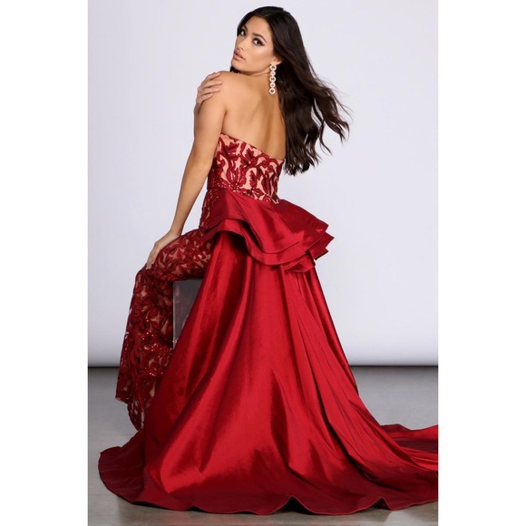 Galina Sleeveless Sequin and Satin Gown sz.3 - Picture 4 of 5